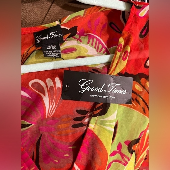 Good times NWT one size 100% polyester printed beach cover up - Picture 3 of 4